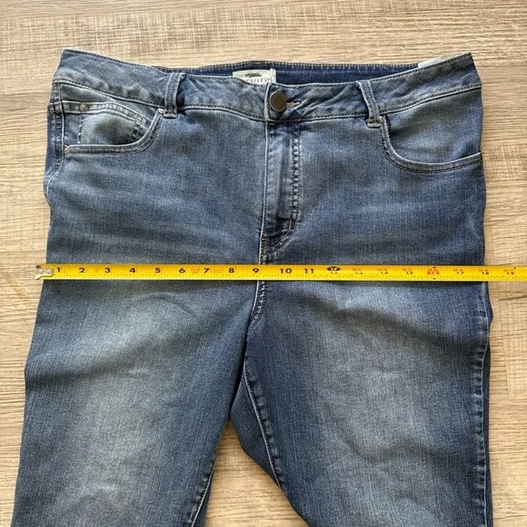Maurices  everflex m.jeans super skinny high rise Curvy blue jeans size 12 - Picture 5 of 8